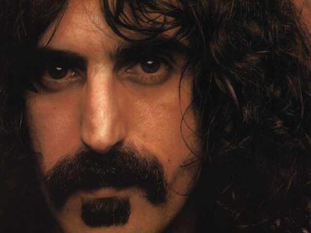 Frank Zappa: Apostrophe compie 50 anni. In arrivo lussuose ristampe