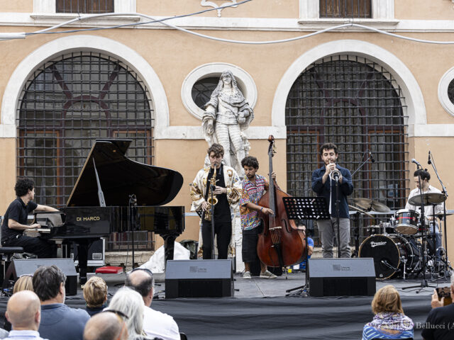 Oltre 300 artisti a L’Aquila per Il jazz italiano per le terre del sisma