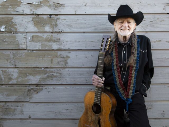 Willie Nelson canta i Flaming Lips