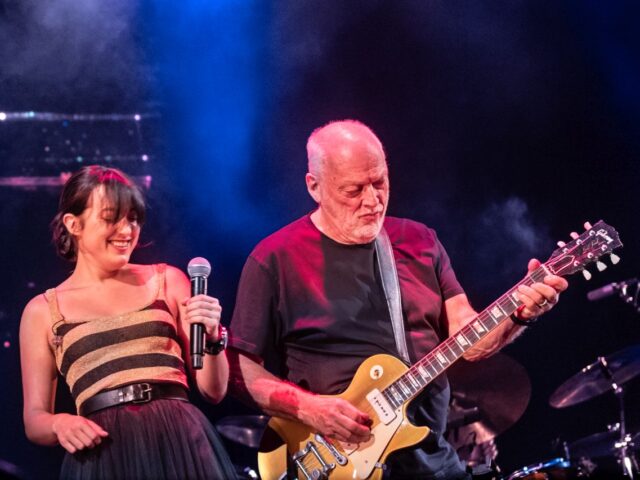 David Gilmour: una versione dal vivo di The Piper’s Call