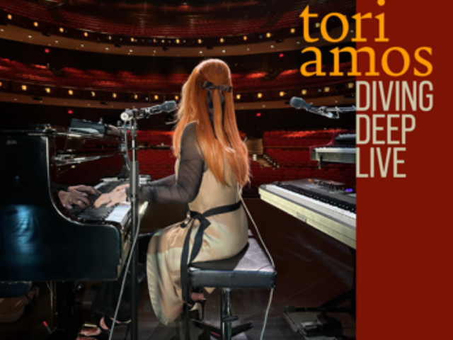 Tori Amos: esce il live Diving Deep